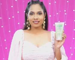 She promotes a number of brands like Zivame, My Nykaa through different social media platforms.